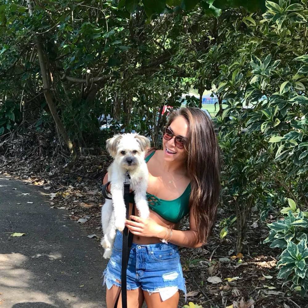 Meet your Posher, Nadia